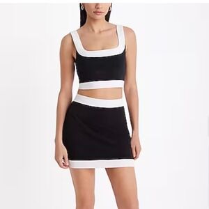Express Body Contour Black White Colorblock Square Neck Crop Top NWT Large